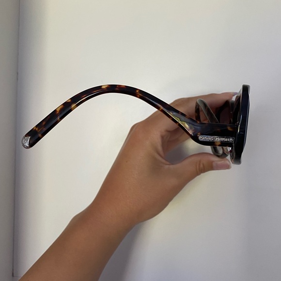 LOUIS VUITTON Sunglasses - used - Picture 7 of 10